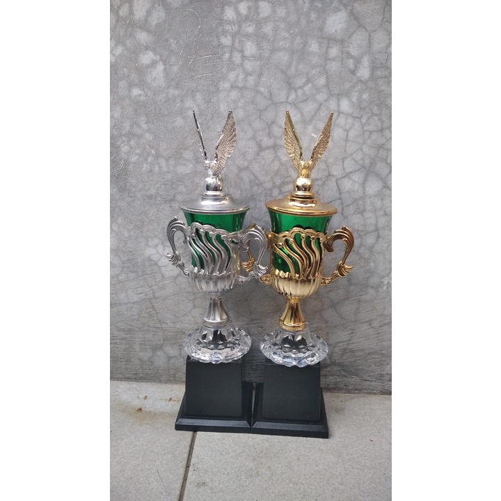 

PIALA LOMBA MURAH