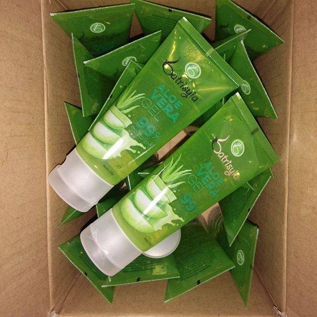 

Aloevera Gel batrisyia herbal | Termurah