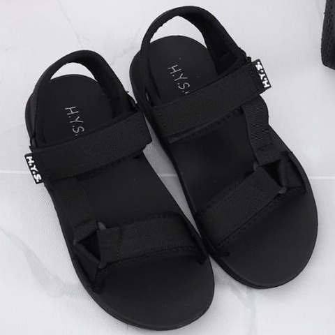 SANDAL H.Y.S GLADIATOR /SANDAL GUNUNG IMPOR TALI BELAKANG H,Y,S,2003-4K DENGAN VARIASI FULL HITAM YANG TAHAN AIR BAGUS BANGET.EMPUK DAN GA BIKIN LECET KAK