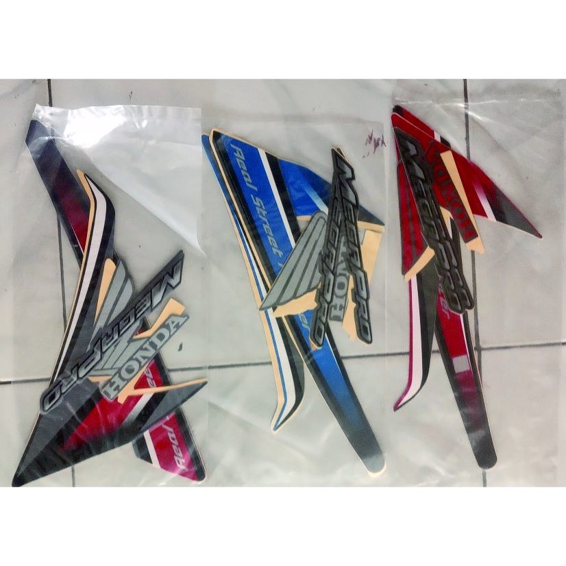 stiker striping motor honda megapro monoshock 2010