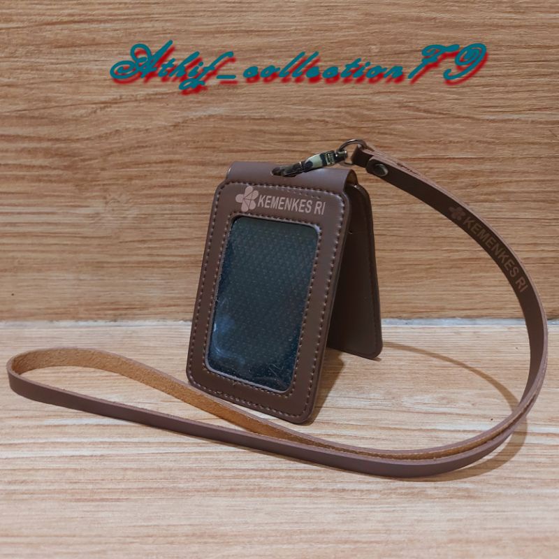 

Tempat Id Card Kulit KEMENKES Lipat Holder Id Card Kulit Kemenkes Kalung Lipat RB9