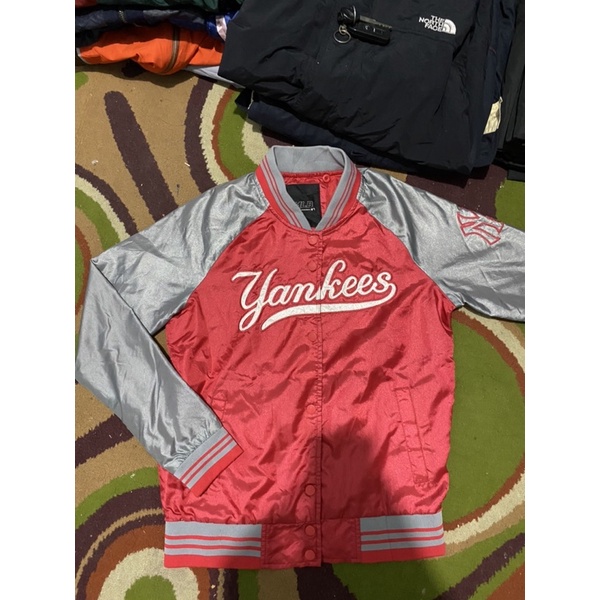 varsity MLB yankees second original