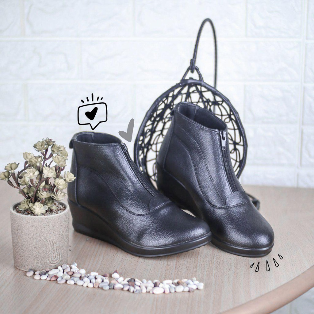 Sepatu Kerja Wanita Boots Kerja Wanita Boot Wanita Erina Original by Etnikshoes