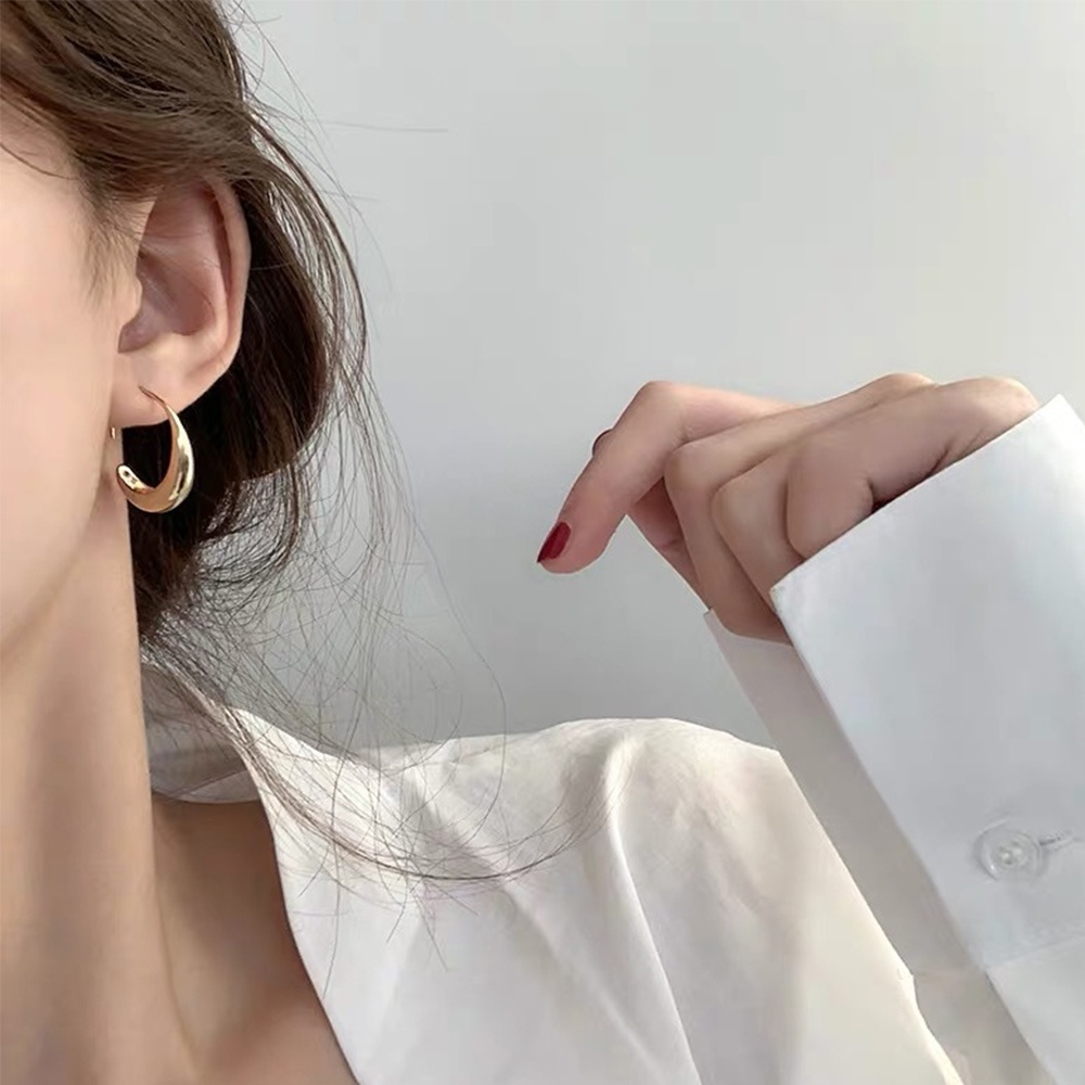 Needway  Gifts C Shape Earring Trendy Ear Hook Stud Earrings Women Circle Fashion Personality Gold Plated Temperament Bride Jewelry/Multicolor