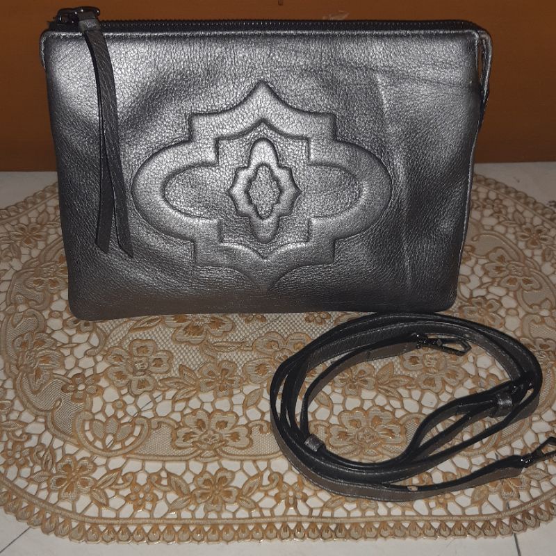 Oryany sling bag preloved  -SOLD-