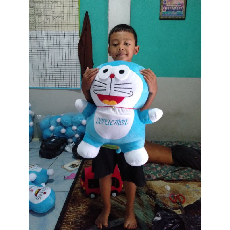 BONEKA DORAEMON SIZE XL 50CM