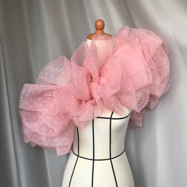Ruffle makeup /crop top makeup / rufflw organza, ruffle maternity/ ruffle mua