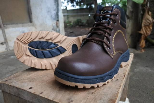 Safety Shoes Pria Ujung Besi Type LX by ORIGINAL SPORTEX Sol MX