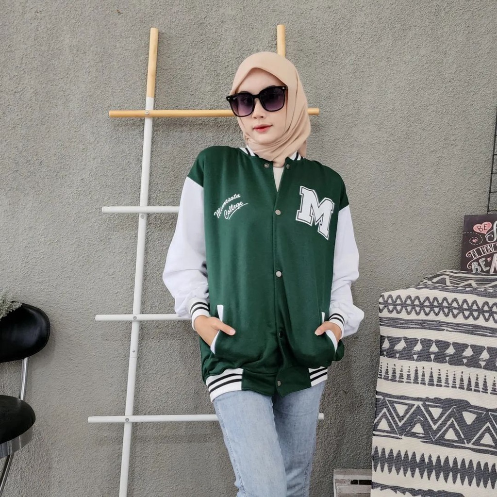 Jaket Baseball  Oversize Wanita Terbaru M Minnesota Bahan Pleece Terbaru