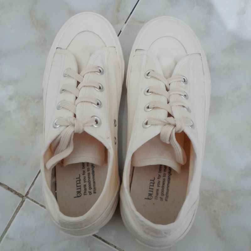 preloved sepatu sneakers pijak bumi second bekas