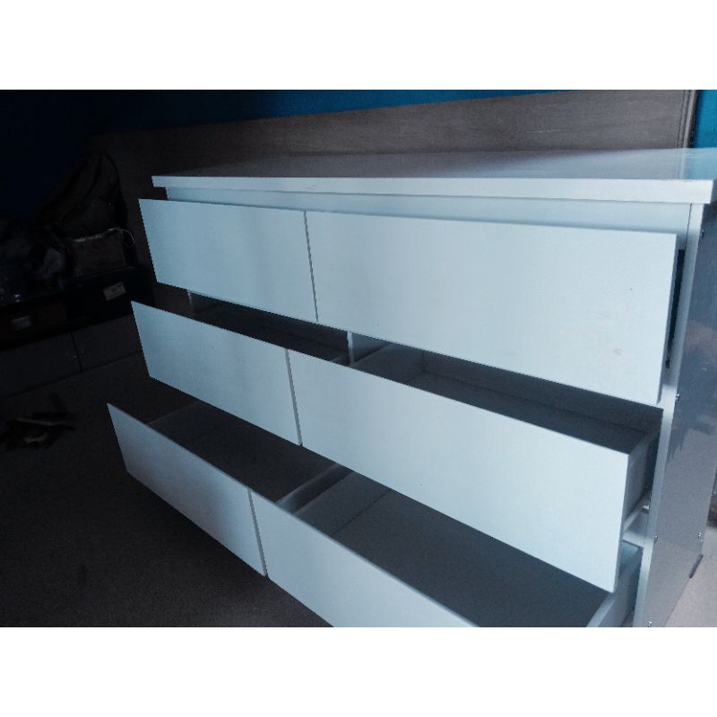 drawer minimalis laci glossy
