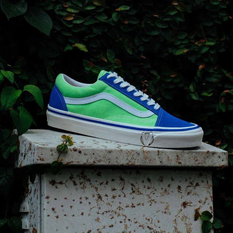 neon vans old skool
