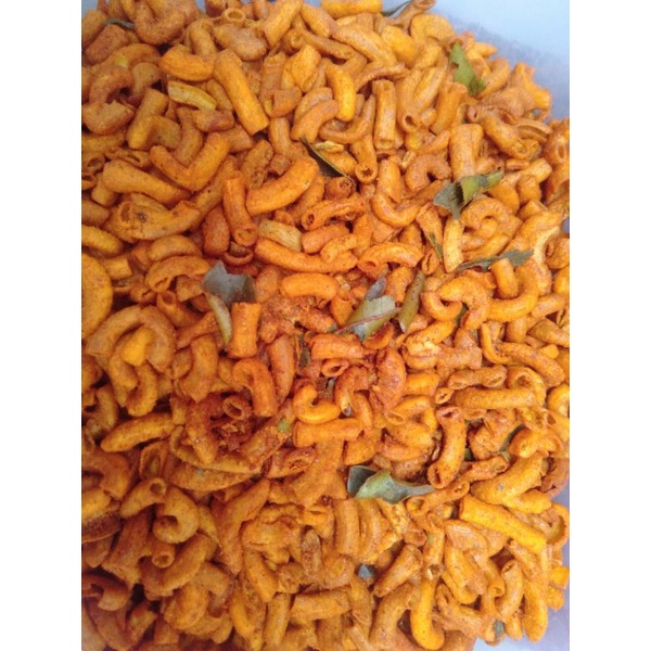 

makaroni pedas daun jeruk / 1 kg / kiloan