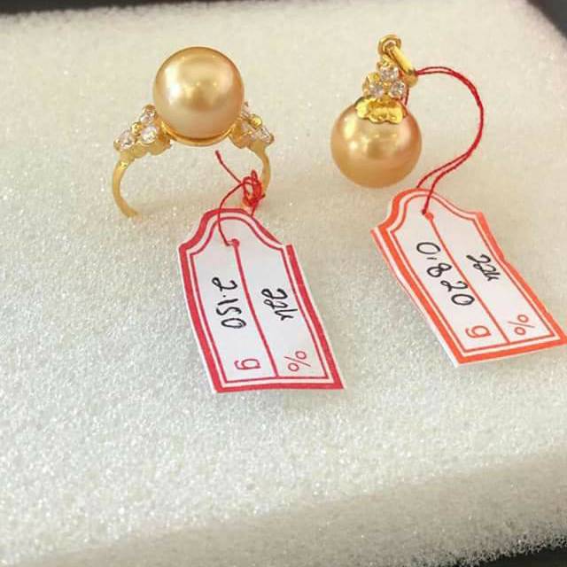 Set perhiasan liontin dan cincin emas 22k dengan mutiara laut lombok