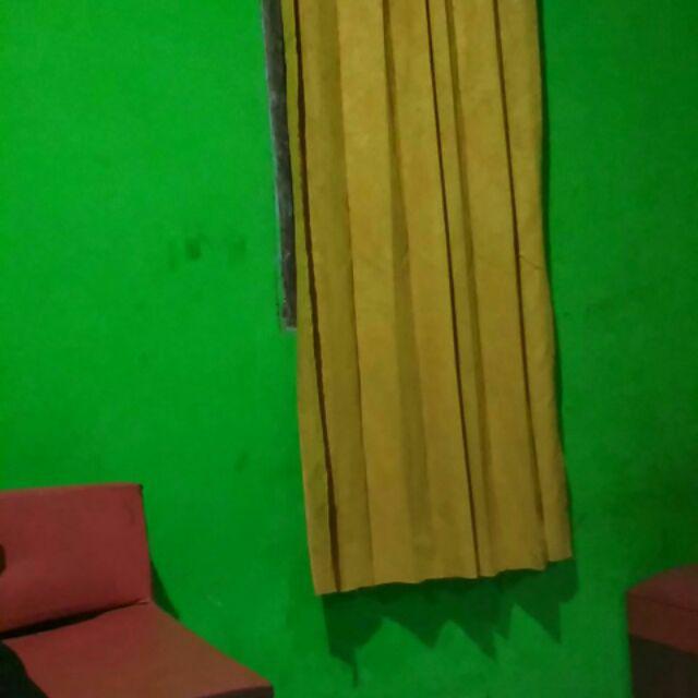 Pot  Bunga Warna Satuan