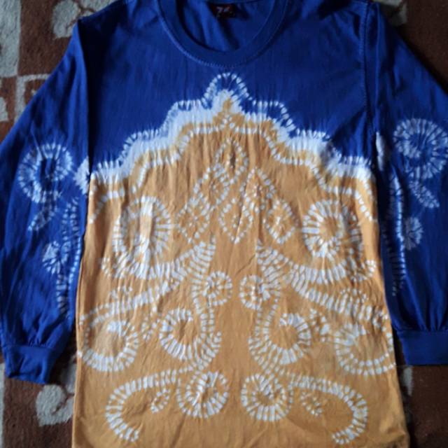 Kaos batik sasirangan