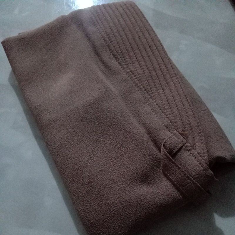 KERUDUNG MARYAM PET / BERGO PET TALI / HIJAB INSTAN-MOCCA MUDA