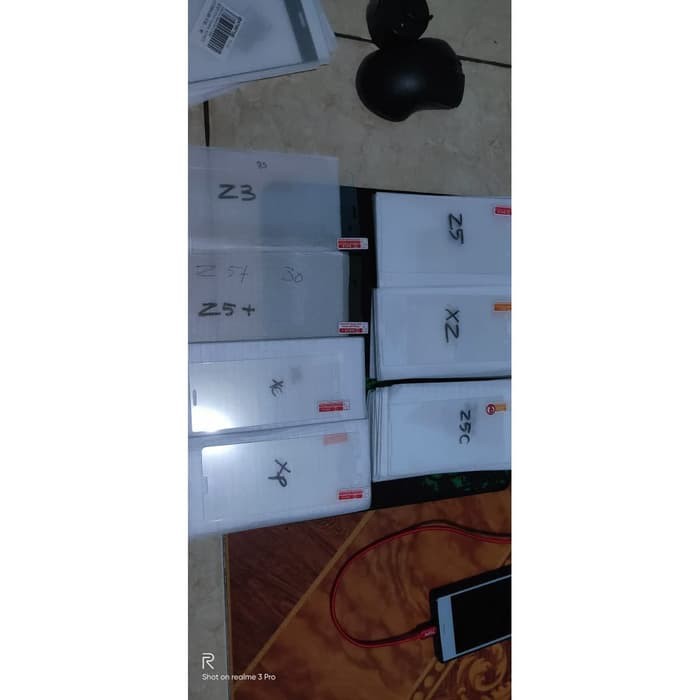 TEMPERED GLASS SONY Z1 Z5 XC XA XZ XZP XZ1 XZ2 XZ2P XZ3 Docomo AU Softbank PELINDUNG KACA MURAH