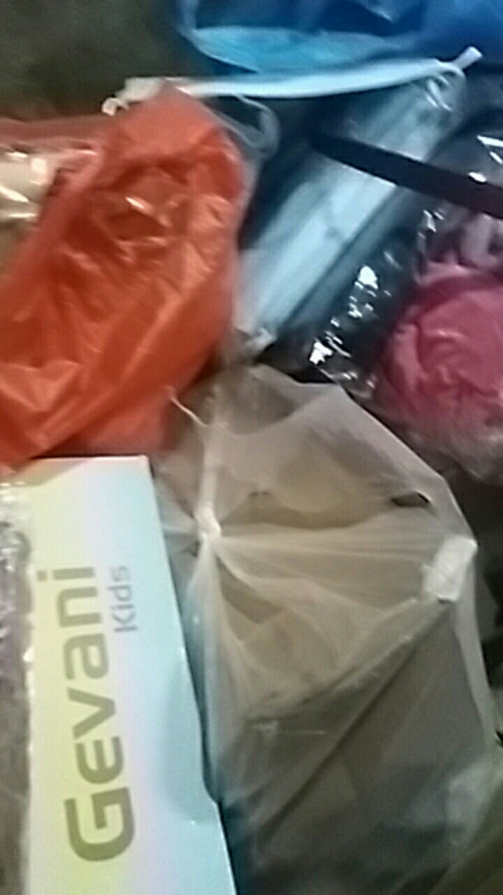 Kemeja Batik Pria Lengan Panjang Motif Tanahan Merah