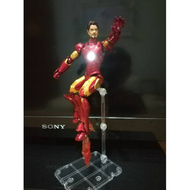 Revoltech Iron man mark 3