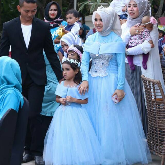 GAUN PRINCESS BIRU FROZEN GAUN PESTA  ANAK  BAJU  ULANG 