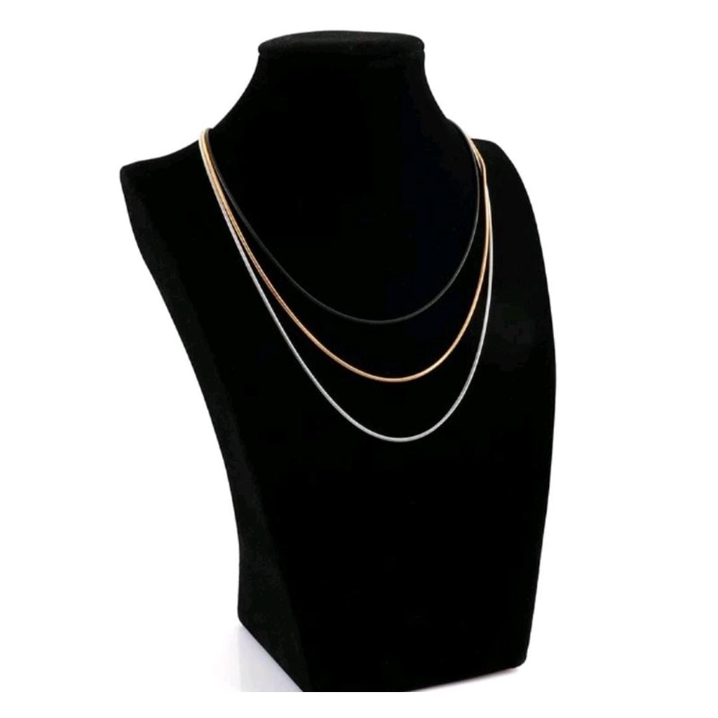 KALUNG TITANIUM PRIA DAN WANITA WARNA SILVER GOLD BLACK ANTI KARAT