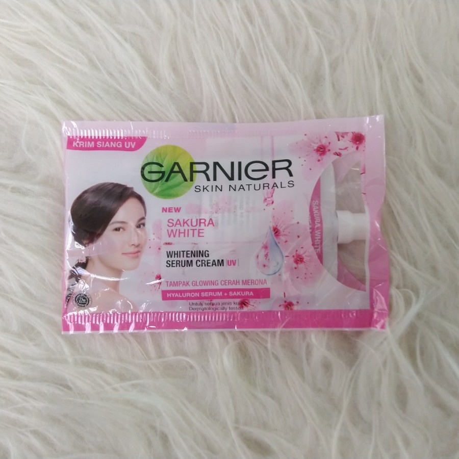 Garnier Sakura White Whitening Serum Cream 7ml SACHET