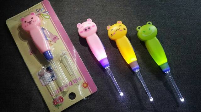 EARPICK FLASH LIGHT ANIMAL KOREK KUPING MOTIF KARTUN