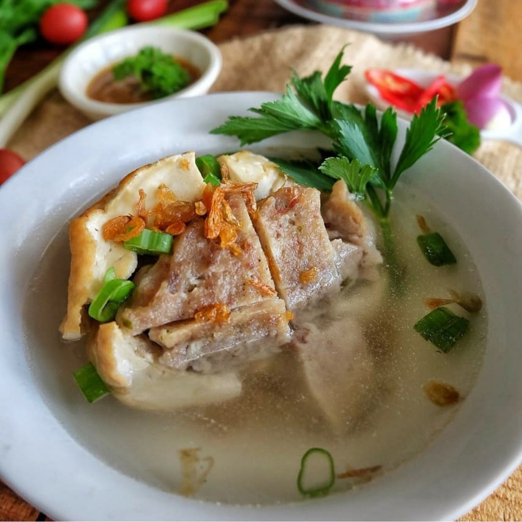 

Baso Tahu Babi Jumbo (2pcs) Yunsin