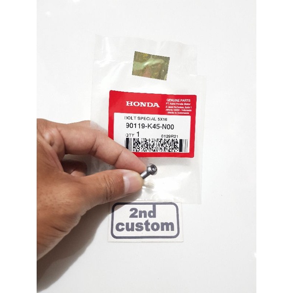 Baut L winshield ori Honda CBR 150 250 CBR150 CBR250 CBR150R CBR250R CBR250RR CB CB150 CB150R R RR o