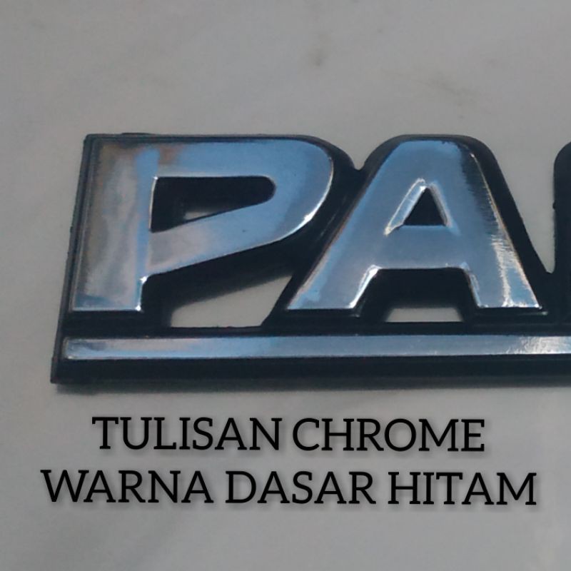 Emblem panther lama garis bawah