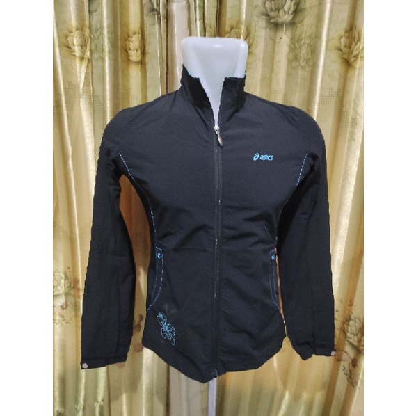 Jaket Asics
