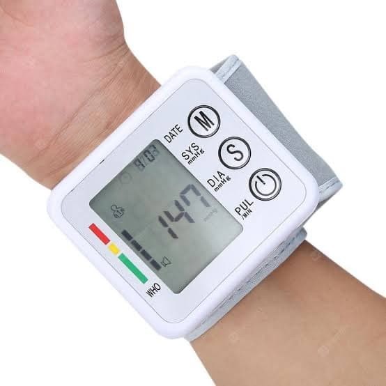 TENSI TANGAN TENSIMETER DIGITAL alat tensi pengukur tekanan darah Wrist Blood Pressure Monitor Portable