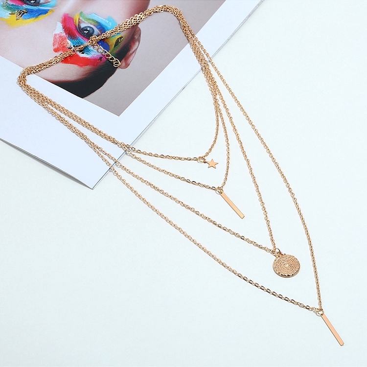 Kalung Rantai Choker Banyak Lapis Dengan Liontin Bintang Tanduk Bahan Logam Gaya Vintage Boho Untuk Wanita