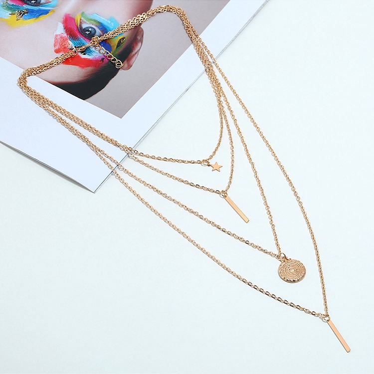 Kalung Rantai Choker Banyak Lapis Dengan Liontin Bintang Tanduk Bahan Logam Gaya Vintage Boho Untuk Wanita