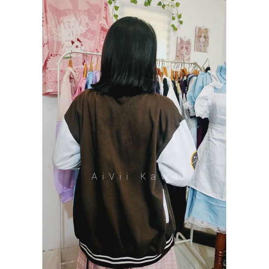 JAKET BASEBALL VARSITY N COACH 24