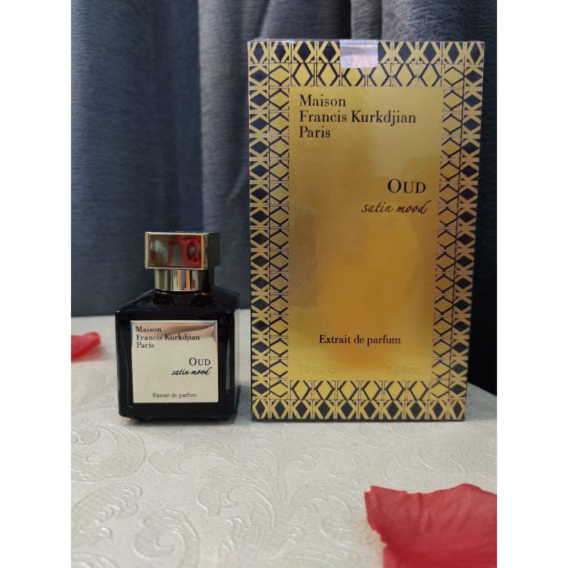 Baccarat oud satin mood