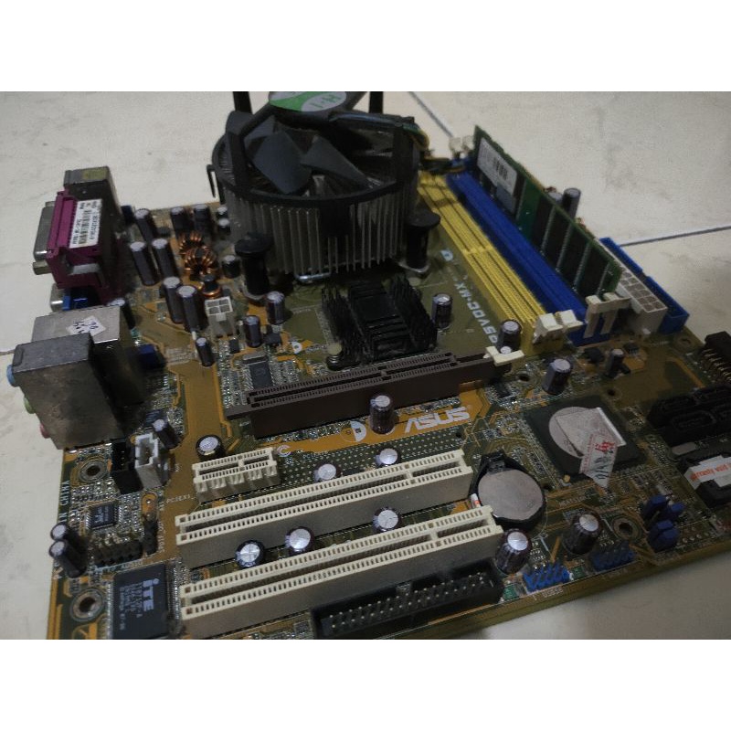 PaketMoboLGA775+PROSESOR+RAM+FAN