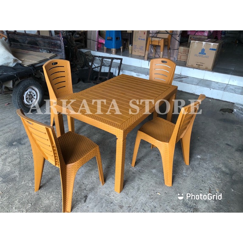 1 Set meja Makan Plastik 120 ODT R 4 Kursi Olymplast 