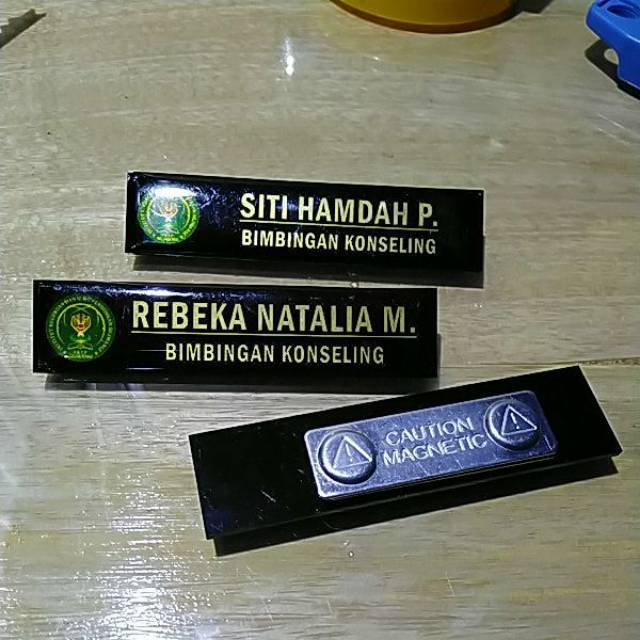 

Name Tag / Papan Dada / Papan Nama Akrilik Caution Magnetic
