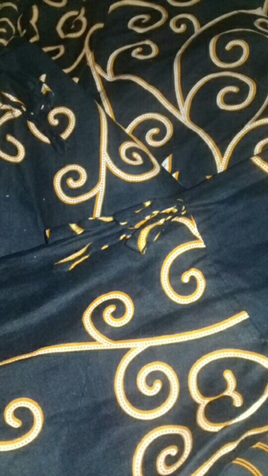 Batik Couple Keluarga Sania Ruffle Ori Ndoro Jowi Dnt Motif Kujang Putih