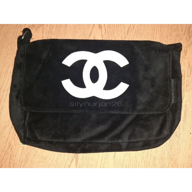 [READYSTOCK] precision Chanel bag / chanel fur bag / gift vip chanel used by kim taehyung