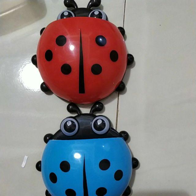561 - Tempat Sikat Gigi Tempel Dindin Model Kumbang Kepik Ladybug