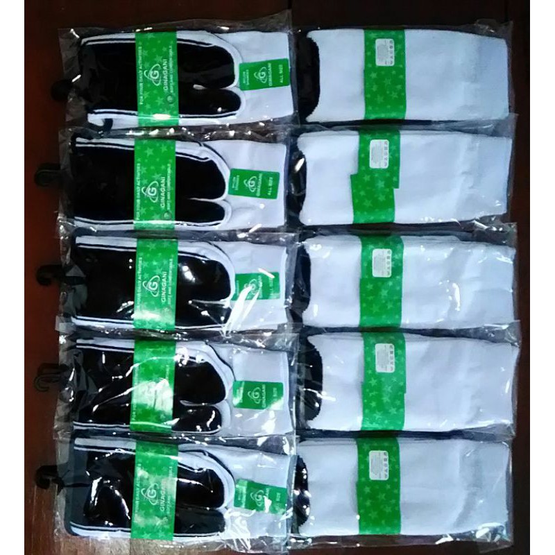 KAOS KAKI PUTIH JEMPOL TELAPAK HITAM