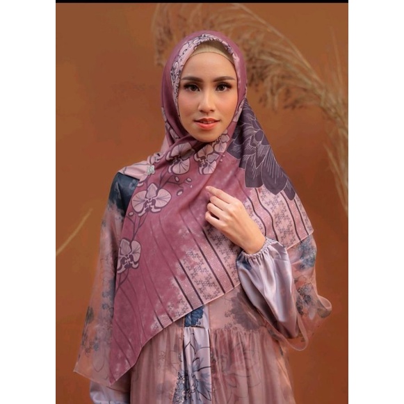 Talaga scarf Manessa by restu anggraini