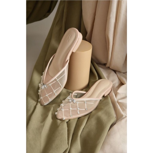 Local.id Odella Flat Adult Sandal Possey Mules Flat Sandal