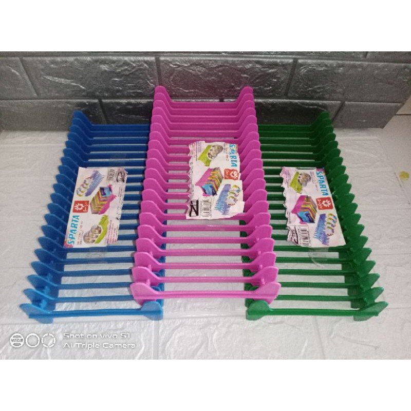 RAK SERBAGUNA tiisan piring pelastik