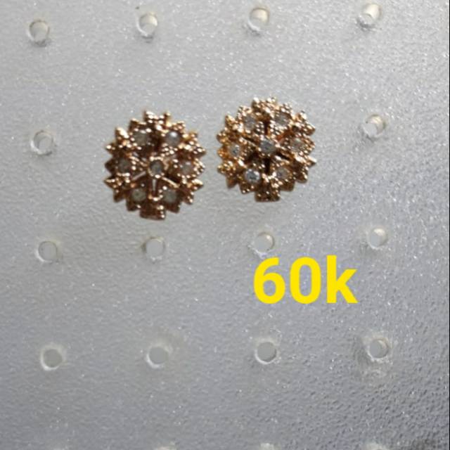 Anting Perak Lapis Emas 18 Karat