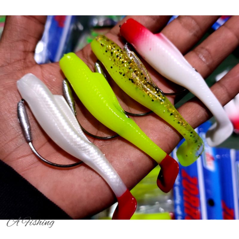 SATUAN SOFT LURE 8CM SUDAH PAKAI MATA PANCING IUMPAN CASTING IKAN GABUS DAN TOMAN