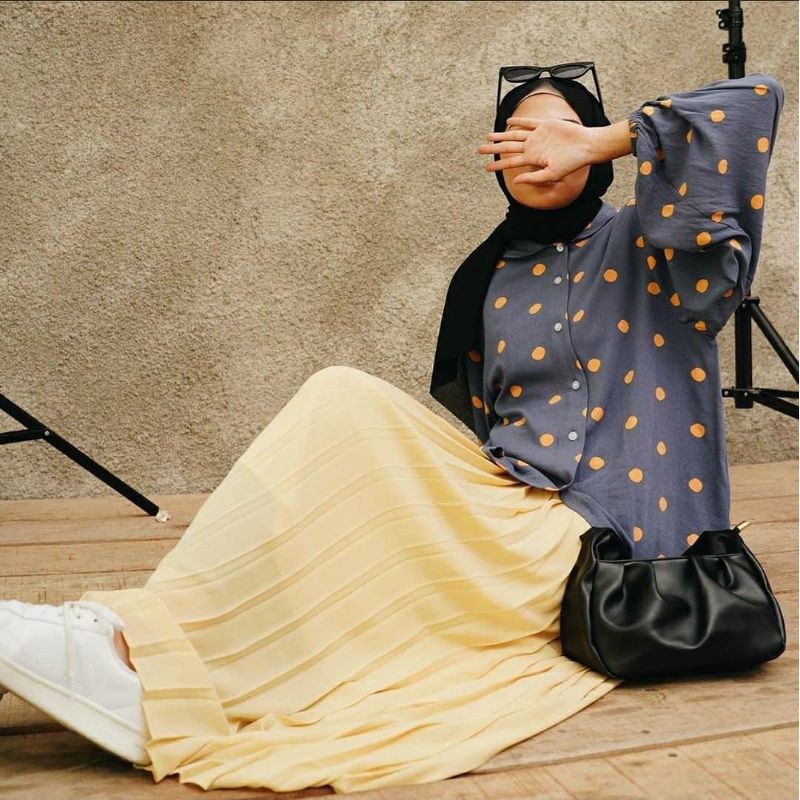 Vanilla Hijab Lilo Blouse Navy